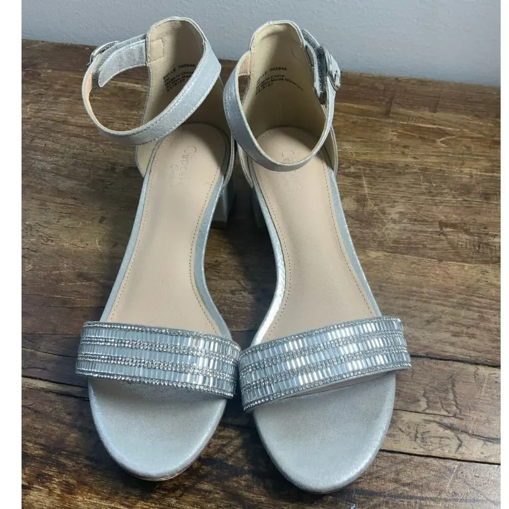 Cupcake Couture Silver Girls Heels dress shoes‎ size 3